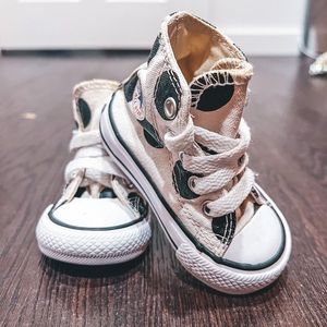 polka dot toddler converse